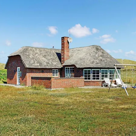 Ringkobing With Fireplace 10 *