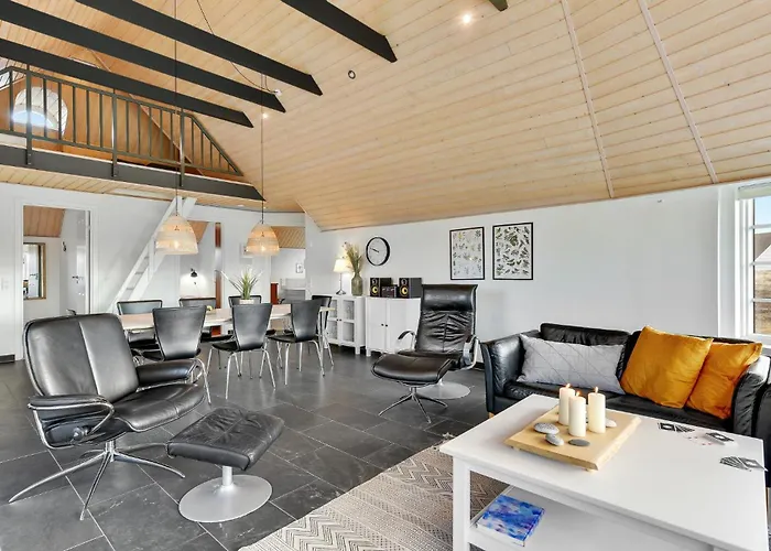 With Fireplace 10 * רינגקובינג